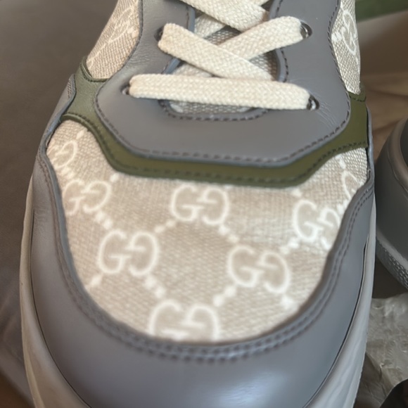 Men’s Gucci GG sneaker - Picture 2 of 2